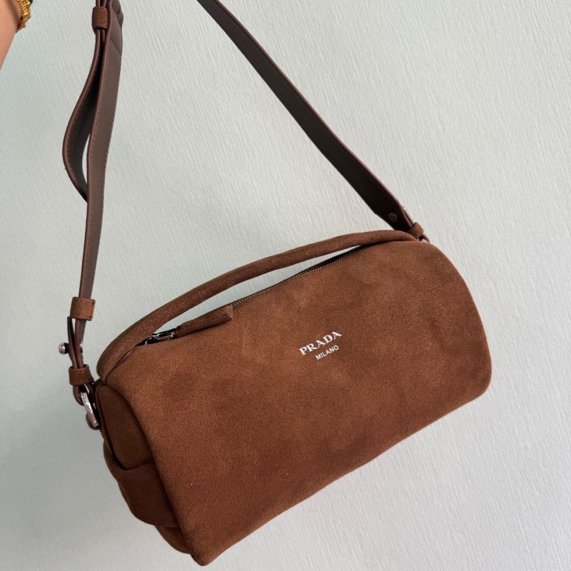 B**rry top handle bags